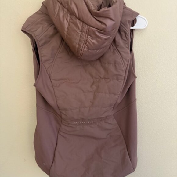 lululemon athletica mauve-brown insulated vest - Picture 3 of 5